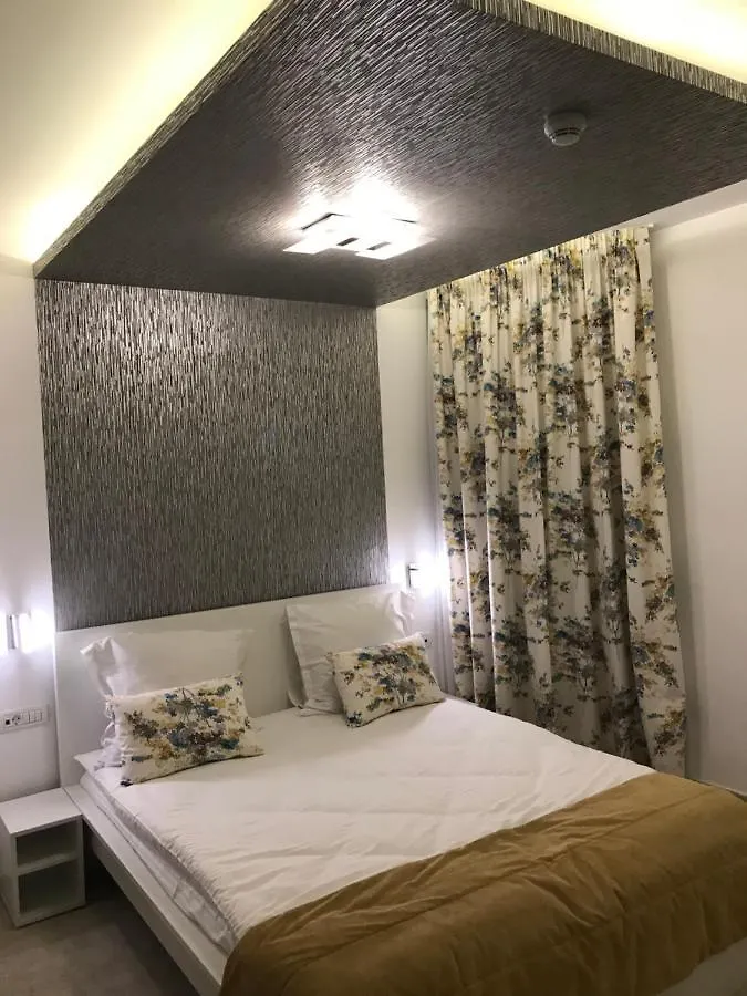 Romana Residence Apartment